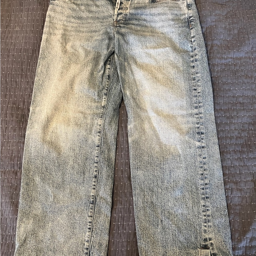 Women’s Classic Blue Jeans